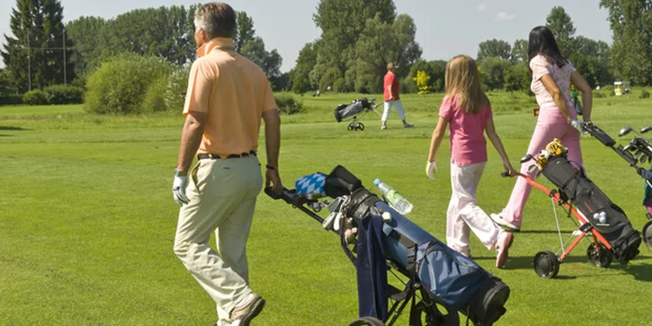 Profesionální golfový kurz v Poděbradech pro 2 osoby (15 lekcí) s certifikací HCP 54