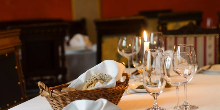 Exkluzivní 6chodové kachní menu pro 2 osoby v restauraci U Modré kachničky II.