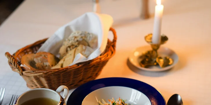 Exkluzivní 6chodové kachní menu pro 2 osoby v restauraci U Modré kachničky II.