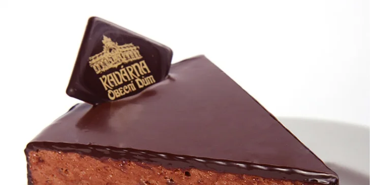 Káva a dort dle výběru pro dva v tradiční a stylové Kavárně Obecní dům