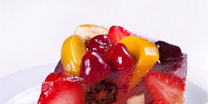 Káva a dort dle výběru pro dva v tradiční a stylové Kavárně Obecní dům