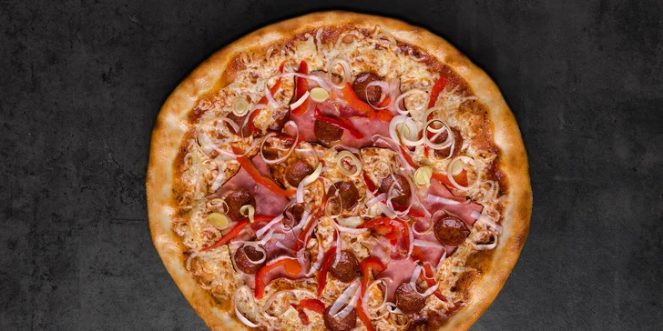 A to si to můžete udělat ještě příjemnější v případě, že sáhnete po variantě s lahví sektu či pizzou dle výběru. 