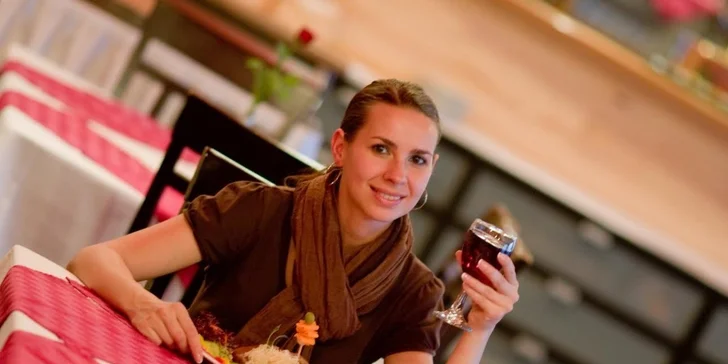 6denní silvestrovský pobyt s animačním programem ve Wellness Hotelu Bahenec pro celou rodinu