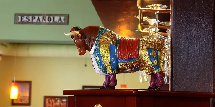 Vánoční tříchodové menu ve španělském stylu