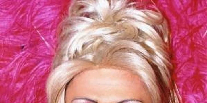 Vstupenka na show travesti skupiny Divoké kočky