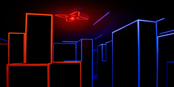 Hře dodávají kouzlo i speciální efekty. Třeba skypod, který na obrázku svítí červeně. Sestřelí každého nechráněného střelce.