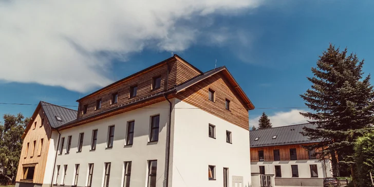 Pri apartmánoch zaparkujete zadarmo.