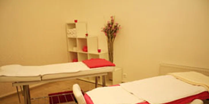 Terapeutická masáž zablokovaných zad na 40 minut