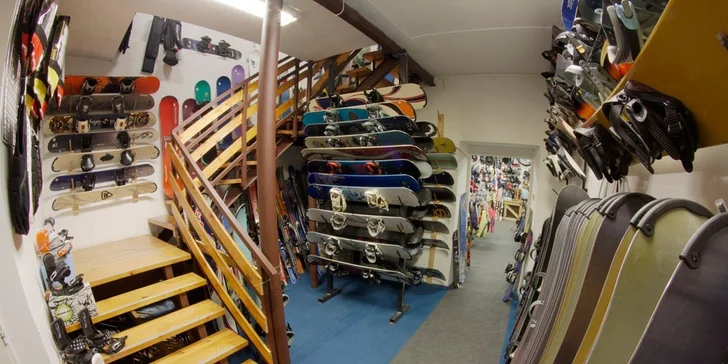 Servis a zapůjčení lyží, snowboardu či celé výbavy