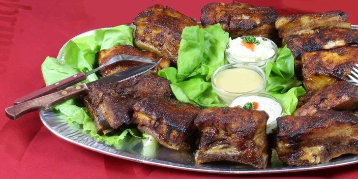 Vepřová žebírka pečená pro 3-5 osob - 3 kg