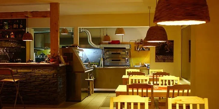Dvě voňavé a křupavé pizzy dle vlastního výběru