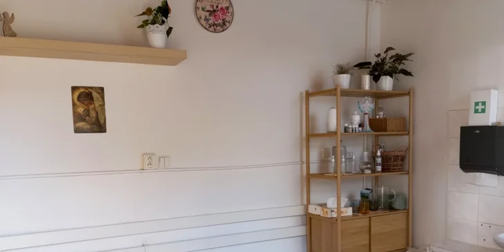 Na výběr je 1 návštěva nebo rovnou permanentka na 5 masáží.