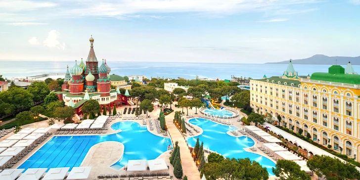 Turecká riviéra letecky: 5* hotel Kremlin Palace s ultra all inclusive a mnoha bazény