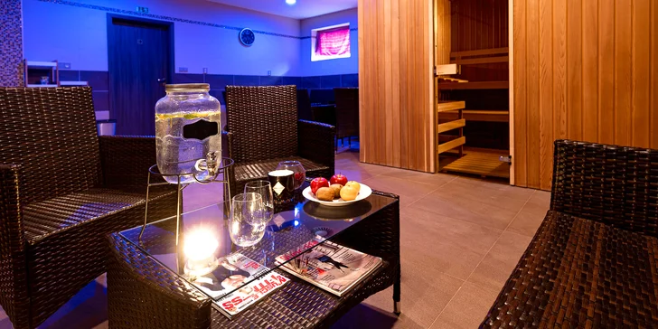 120 minut privátního wellness až pro 8 osob: finská a parní sauna i občerstvení