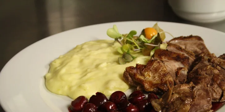 Dárkový voucher na konzumaci v Restauraci Landek