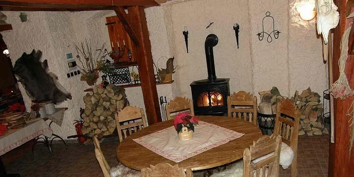Chutné řízečky, křidélka a bramboráčky pro dva