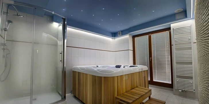 2hodinový privátní whirlpool nebo vstup do celého wellness pro dva