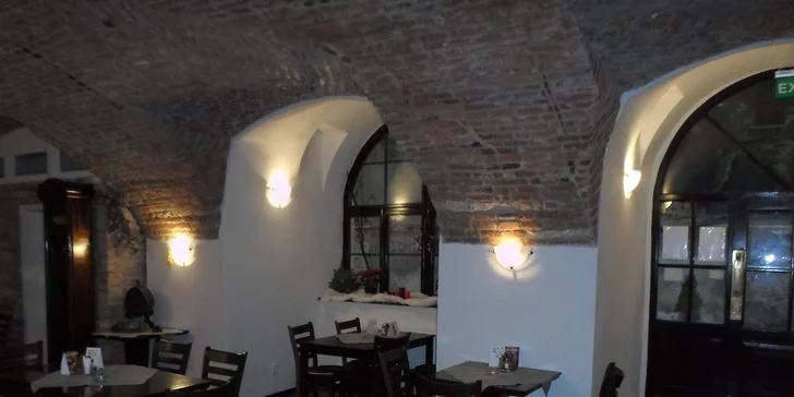 Dva fortelné rumpsteaky v restauraci Plný pekáč