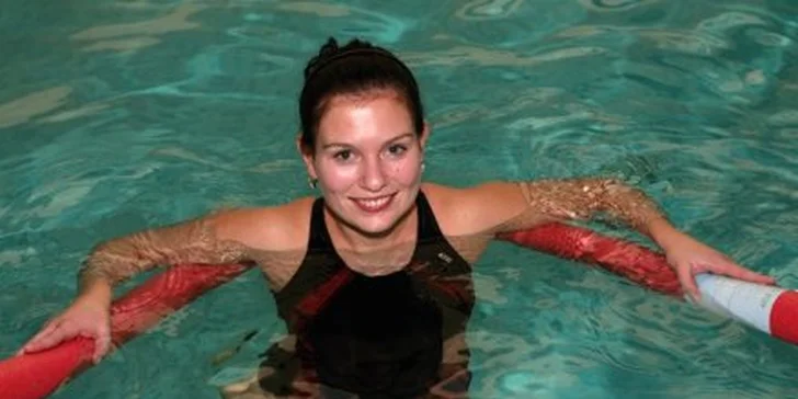 299 Kč za PĚT vstupů na aqua aerobic v hodnotě 750 Kč! Skvělé cvičení bez zátěže kloubů s 60% slevou.