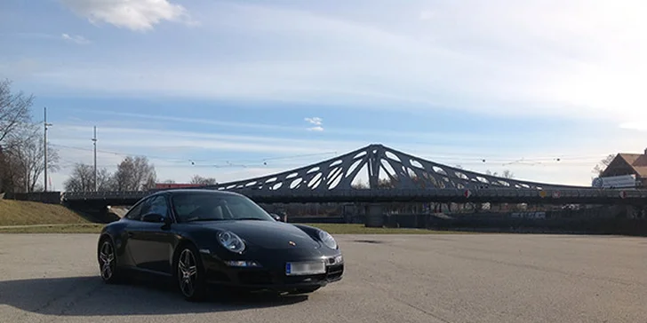 Zážitek z jízdy v legendárním Porsche Carrera 4S