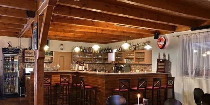 Jarní pobyt na Šumavě: areál s bazénem, polopenze, bowling, minigolf i sauna