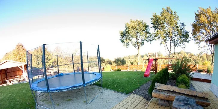 Jarní pobyt na Šumavě: areál s bazénem, polopenze, bowling, minigolf i sauna