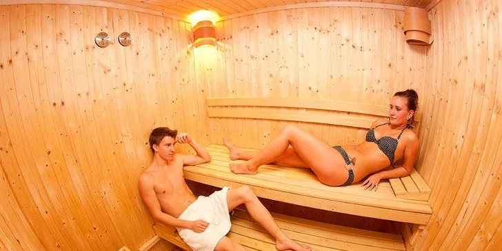 Jarní pobyt na Šumavě: areál s bazénem, polopenze, bowling, minigolf i sauna