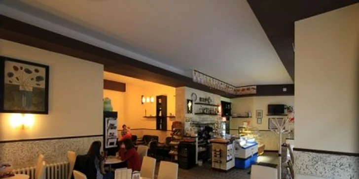 84 Kč za dvě kávy a dvě palačinky s náplní podle vašeho výběru. Voňavé menu pro dva ve vyhlášené karlovarské cukrárně se slevou 50 %.