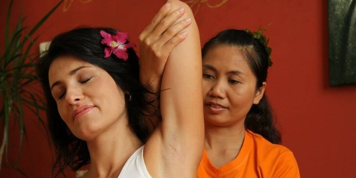 Hodinová thajská masáž v salónu Lotus Chrudim