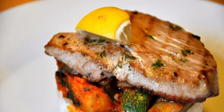 Menu pro milovníky masa v restauraci Jiná krajina