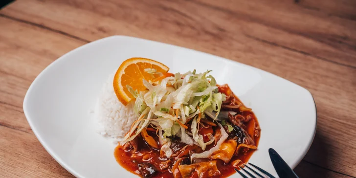 Voucher není možné využít na polední menu, nápoje a sushi.