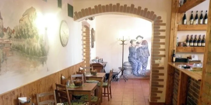2 panenky na grilu s omáčkou a přílohou dle výběru