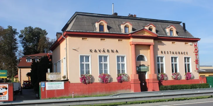 Celá pečená kachna a střelba na laserové střelnici