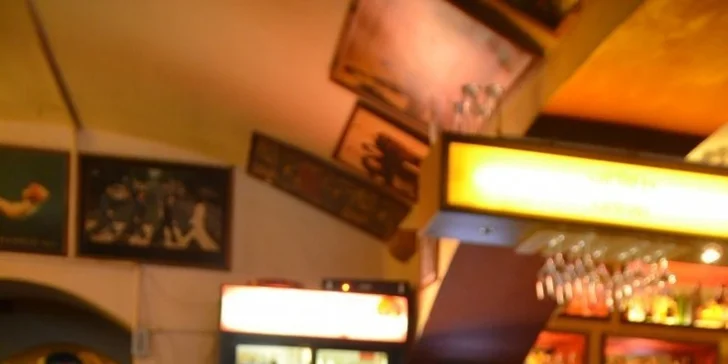 2 Smokey burgery a 2 ochutnávky šesti piv v Jámě