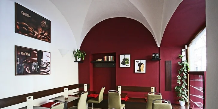 2x pohár stáčené belgické čokolády a 2x šálek kávy