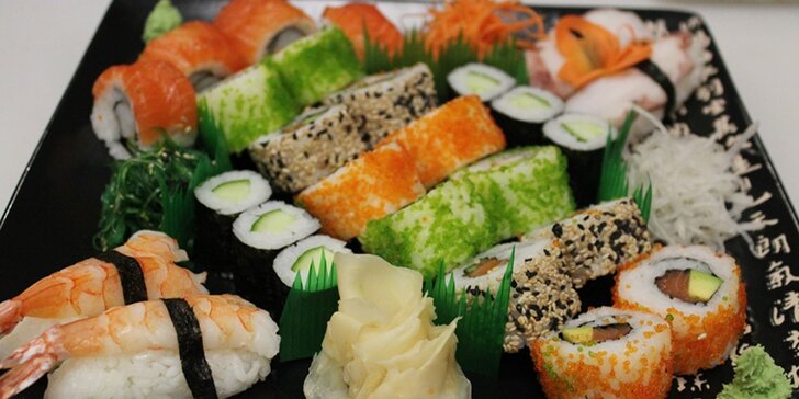 Sety plné lahodných japonských sushi specialit