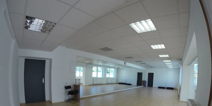 Permanentka na cvičení v Tanečním studiu NO FEET v Komárově