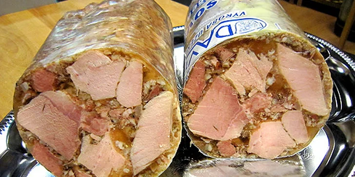 Kilo farmářské tlačenky nebo opavských klobásek