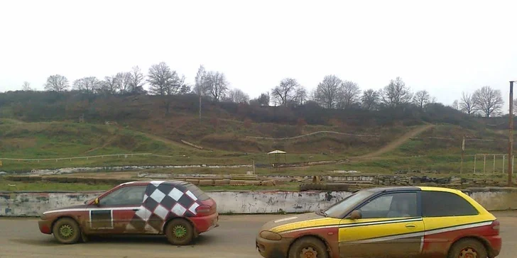 AutoRallyCross na závodním okruhu – adrenalin, jak má být