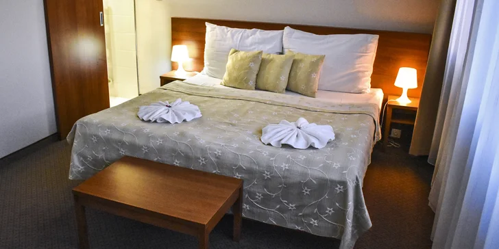 Přivítá vás hotel Jánošík, který stojí přímo v centru Liptovského Mikuláše. 