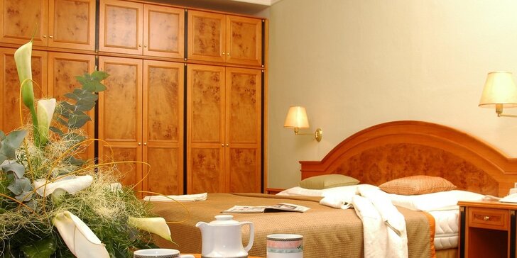 Relax ve 4* hotelu v Mariánských Lázních s polopenzí i procedurami a golfem