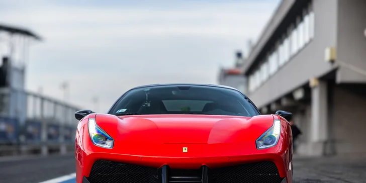 FERRARI 488 GTB