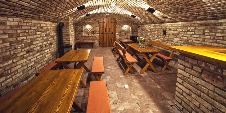 V tomto kraji nemôže chýbať ani posedenie vo vínnej pivnici.