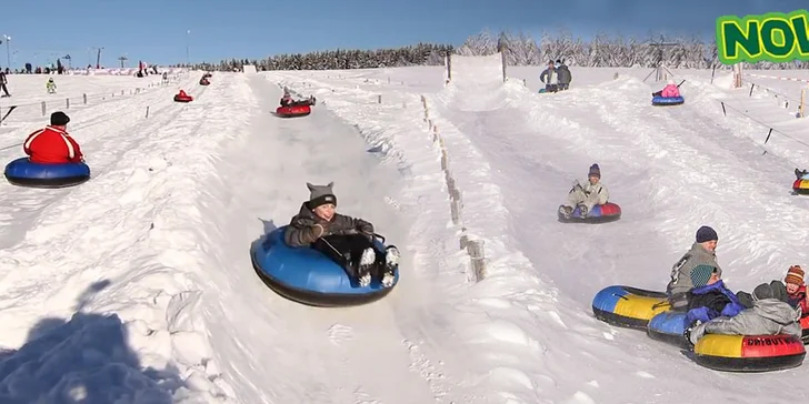 Snowtubing na Božím Daru - 4 jízdy plné zábavy!