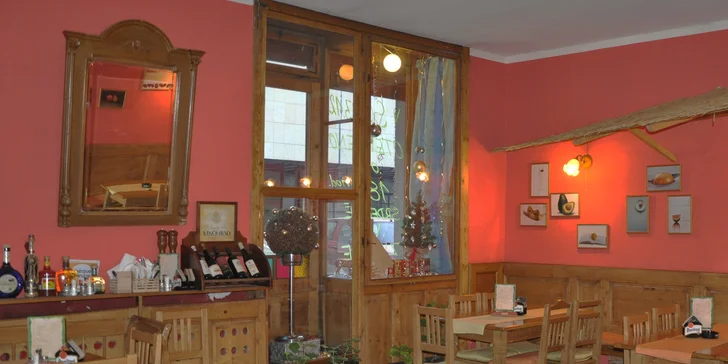 Tatarák z mladého býčka a dvě piva v restauraci Malé Divy