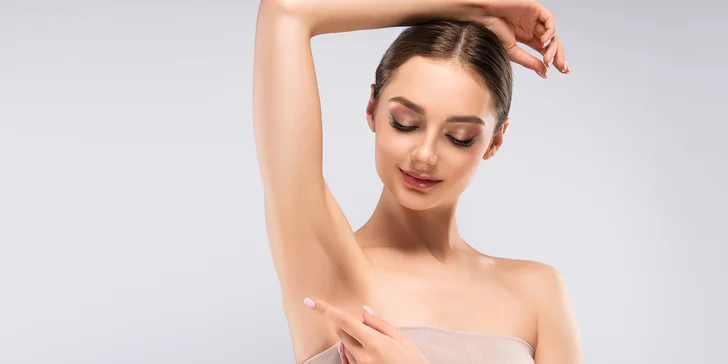Laserová epilace třísel, hýždí, intimních partií i nohou na moderní klinice