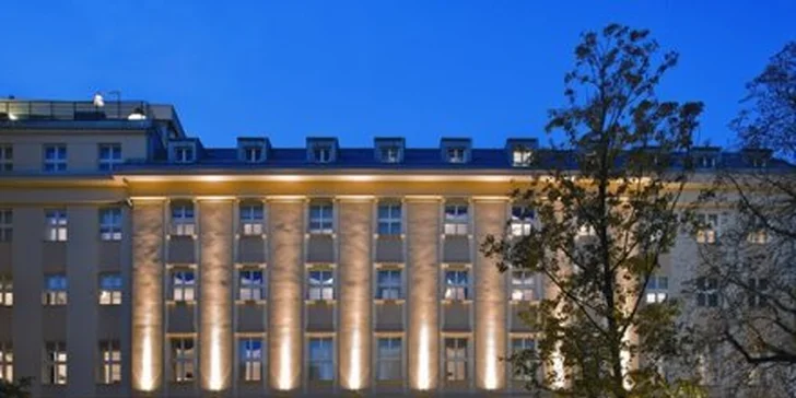999 Kč za SEDMICHODOVÉ degustační menu PRO DVA v restauraci Le Grill hotelu Kempinski. Vrcholná gastronomie v přepychovém menu a sleva 60 %
