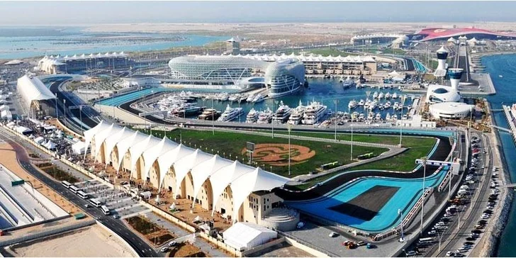 Poznávací letecký zájezd do Spojených arabských emirátů