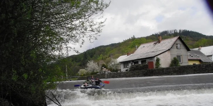 Letní sjezd řeky Moravy včetně zapůjčení vybavení