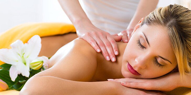 Klasická masáž – vhodná pro osoby pracující v kanceláři a trpící bolestí zad